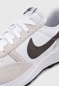 Tenis Lifestyle Blanco-Gris Claro-Negro Nike Waffle Debut de Nike