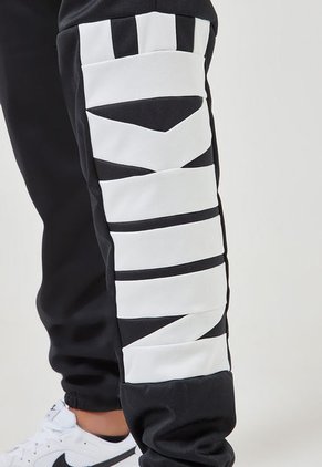 Pantalón Sudadera Negro-Blanco Nike Starting 5 Tapered