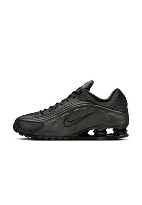 TENIS NIKE HOMBRE HQ1988-001 SHOX Talla 7.5