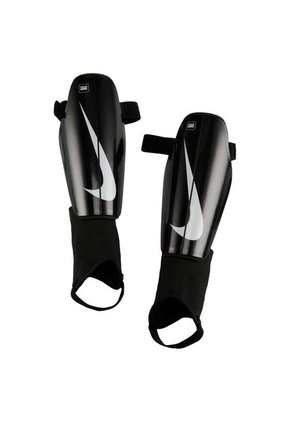 Canilleras Nike Hombre Charge Grd - Negro