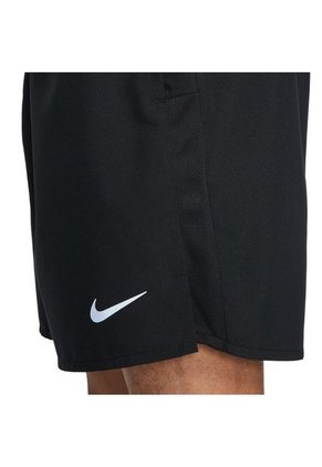 Pantaloneta Nike Challenger 7Ul Short-Negro