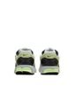 Tenis Hombre Lifestyle Nike Zoom Vomero 5 Negro/Amarillo de Nike