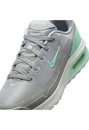 Tenis Mujer Lifestyle Nike Air Max Bia Gris