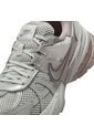 TENIS NIKE MUJER FD0736-011 V2K RUN Talla 7 de Nike