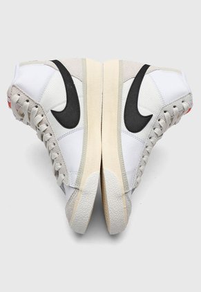 Tenis Lifestyle Blanco-Beige-Negro Nike Blazer Mid Pro Club
