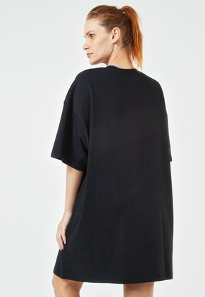 Vestido Negro-Blanco Nike Jordan