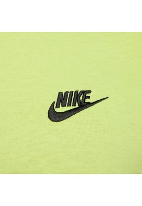 Camiseta Hombre Lifestyle Nike Sportswear Club Amarillo