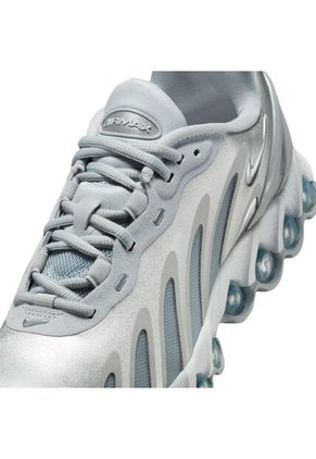 Tenis Mujer Lifestyle Nike Air Max Dn8 Gris