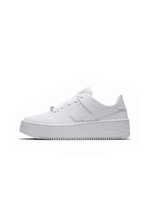TENIS W AF1 SAGE LOW NIKE