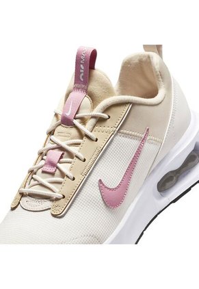 TENIS NIKE MUJER DX3705-004 AM INTRLK Talla 8