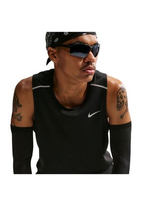 CAMISETA NIKE HOMBRE IF2018-010 Talla L