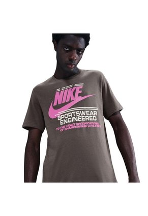Camiseta Hombre Lifestyle Nike Sportswear Marrón/Rosa