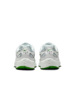 TENIS P-6000 PRM  NIKE