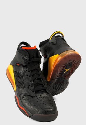 Bota Lifestyle Negro-Amarillo Nike Jordan Mars 270