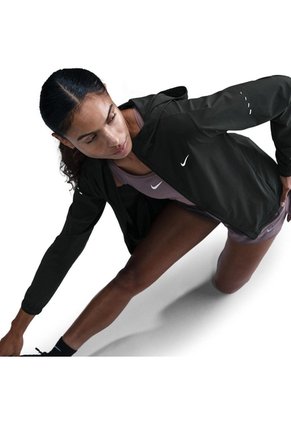 Chaqueta Mujer Running Nike Swift Negro