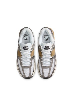 TENIS ZOOM VOMERO 5 MET NIKE
