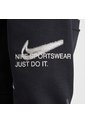 Buzo Niños Lifestyle Nike Sportswear Club Negro de Nike