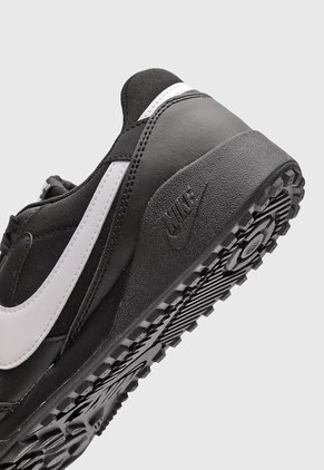 Tenis NIKE Terra Manta Negro