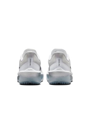 TENIS ZOOM FLY 6 NIKE