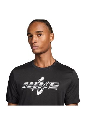 Camiseta Nike M Df Tee Rlgd Gfx-Negro