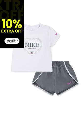 Conjunto Niños Nike Dri-FIT Game, Swoosh, Match! Nike