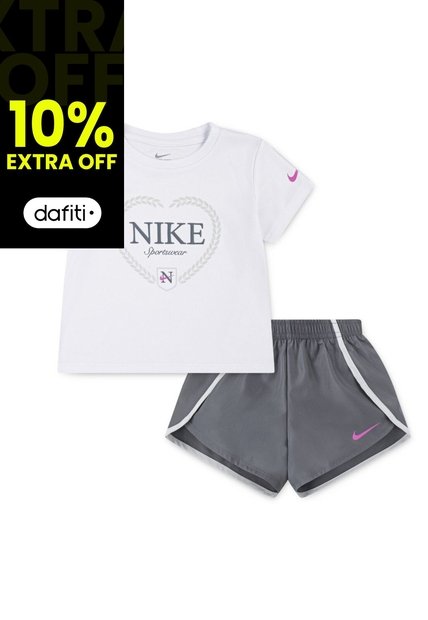 Conjunto Niños Nike Dri-FIT Game, Swoosh, Match!