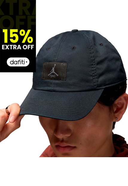 GORRA NIKE FD5181-014 Talla S-M