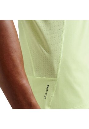 Camiseta Nike M Np Df Npt Ss Top Hombre-Verde