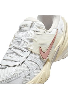 Tenis Mujer Nike V2K Run Blanco