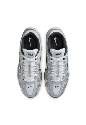TENIS NIKE HOMBRE IH4465-095 P-6000 Talla 9