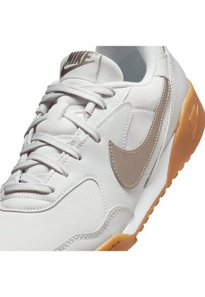 Tenis Mujer Nike Terra Manta Gris