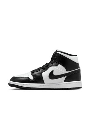 TENIS NIKE MUJER DV0991-101 AJ 1 Talla 7