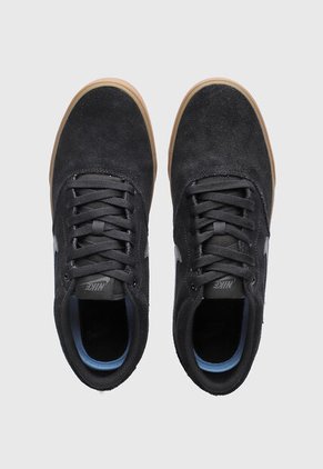 Tenis NIKE Charge Suede Negro