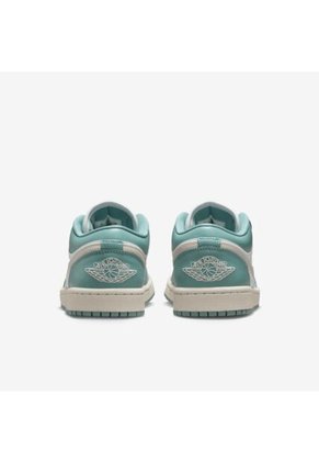 Tenis Mujer Air Jordan 1 Low Blanco