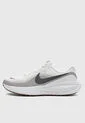 Tenis NIKE Revolution 8 Marfil de Nike