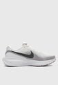 Tenis NIKE Revolution 8 Marfil de Nike