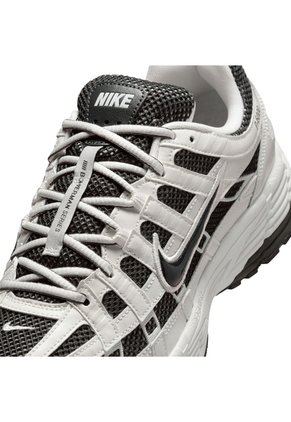 TENIS NIKE HOMBRE IO8711-101 P-6000 Talla 8