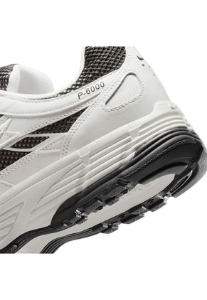 TENIS NIKE HOMBRE IO8711-101 P-6000 Talla 8