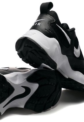 Tenis Lifestyle Negro-Blanco Nike Air Heights