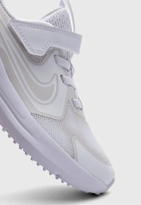Tenis Lifestyle NIKE Cosmic Runner Blanco