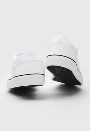 Tenis Skateboarding Blanco-Negro Nike SB Chron 2