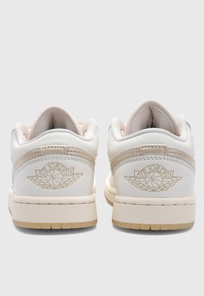 Tenis Lifestyle NIKE  Air Jordan 1 Low Se V2  Beige