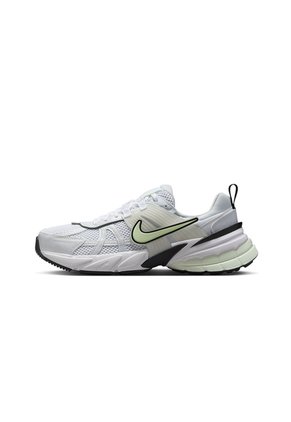 TENIS V2K RUN NIKE