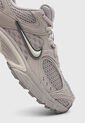 Tenis NIKE V5 RNR Taupe de Nike