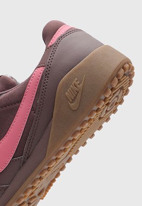 Tenis NIKE Terra Manta Violeta