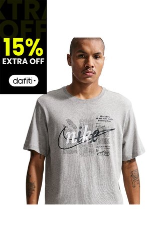 Camiseta Nike Tee Std Celebrate Brnd Hombre-Gris Nike