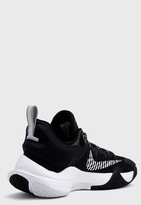 Tenis Basketball Negro-Blanco Nike Giannis Immortality