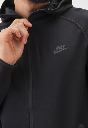 Chaqueta Negro NIKE Tech