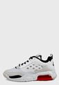 Tenis Basketball Blanco-Negro-Rojo Nike Jordan Max 200 de Nike