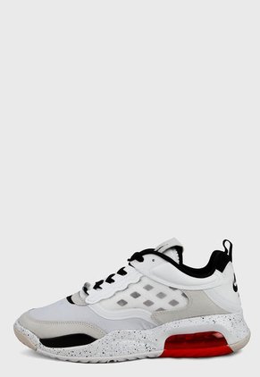 Tenis Basketball Blanco-Negro-Rojo Nike Jordan Max 200